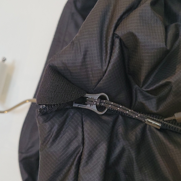 NWT Blackyak black puffer jacket - Picture 7 of 14